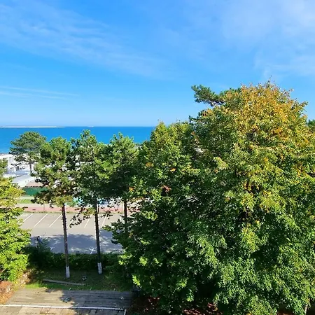 Astoria Отель 2*